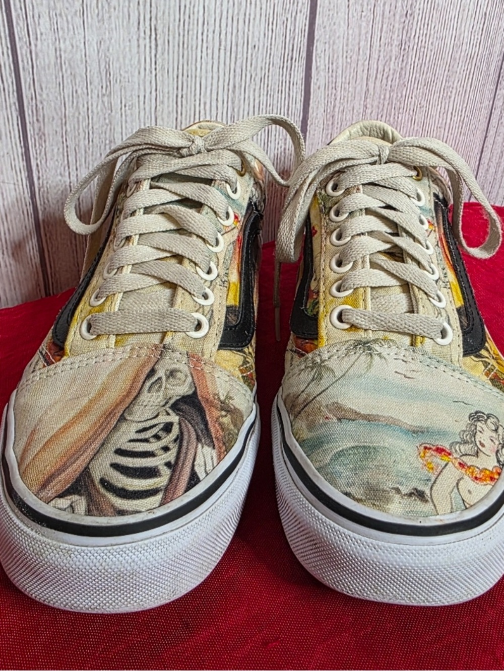 LIMITED EDITION Tattoo Vans Beige Canvas Lace-Up Sneakers